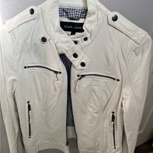 Black Rivet Women's White Vegan Leather Jacket
